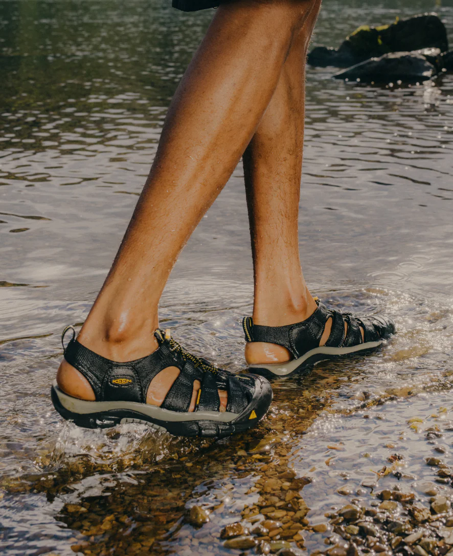 Men's Newport H2 Sandal | Black - Image 8